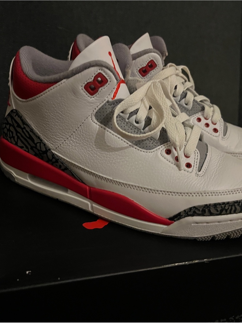 Air Jordan 3 fire red